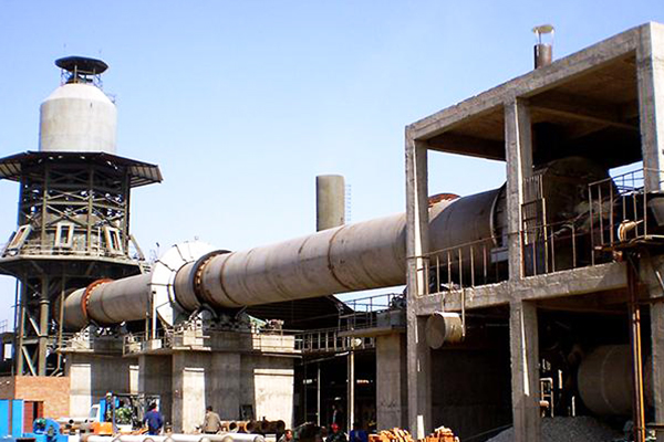 回轉(zhuǎn)窯(圖2) 回轉(zhuǎn)窯(圖2)