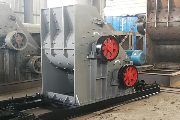 煤矸石粉碎機(jī)(圖2) 煤矸石粉碎機(jī)(圖2)