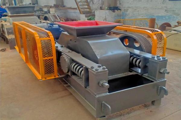 齒輥破碎機(圖1) 齒輥破碎機(圖1)