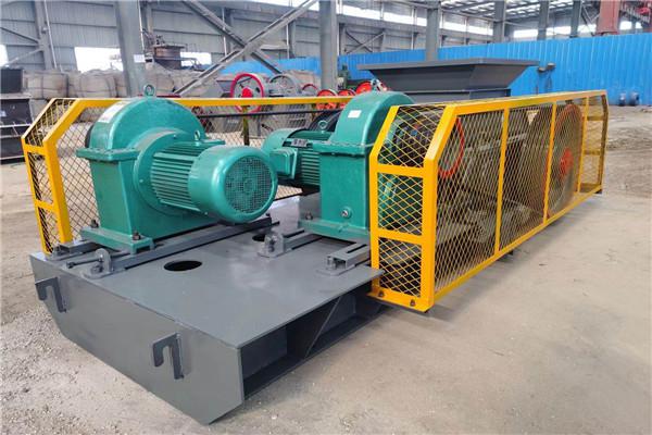 對輥破碎機(圖1)